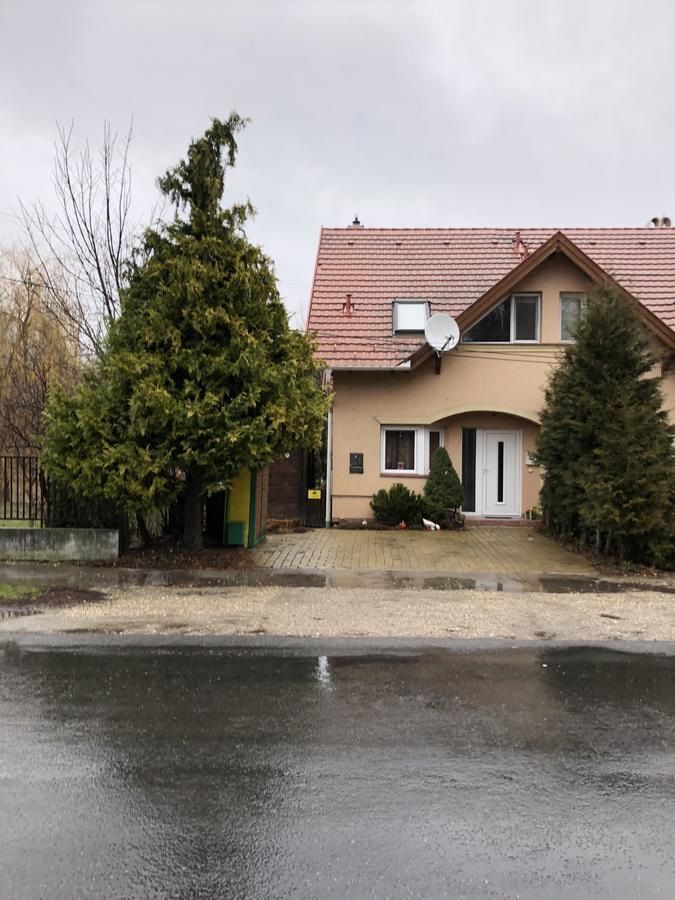 Vml Premium Apartman Mosonmagyarovar Exterior photo